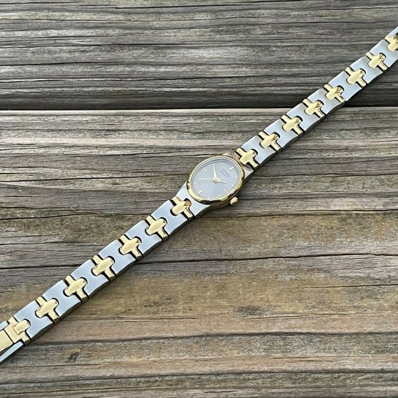 Citizen Quartz Ladies Watch Double Tone Goldlight Gunmetal Tone Analog Wrist Wa - Picture 7 of 12